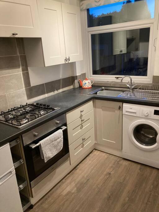 Coniston House Lancaster 3 Bedrooms Parking And Garden Экстерьер фото